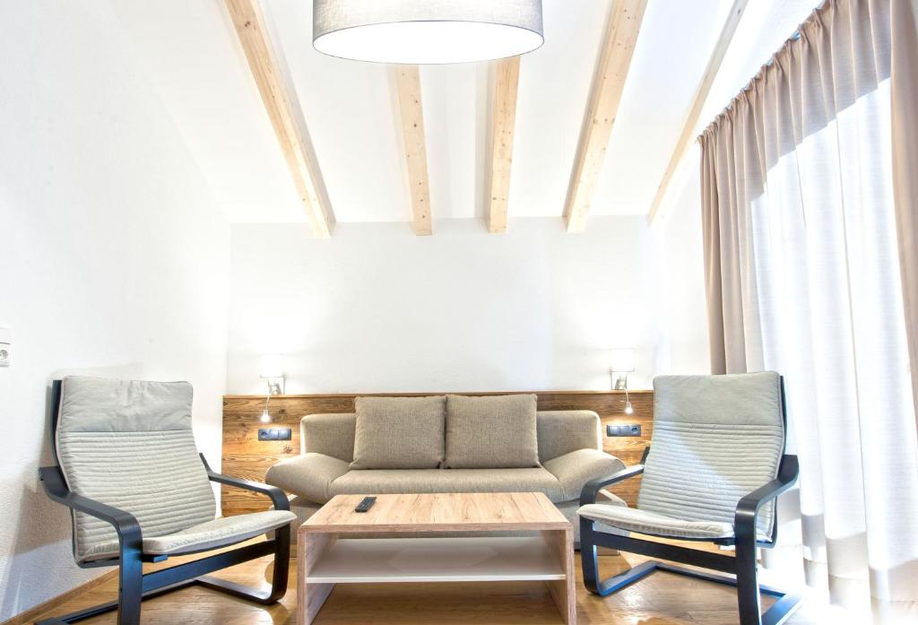 Posezení v ubytování Erlebnishotel Fendels