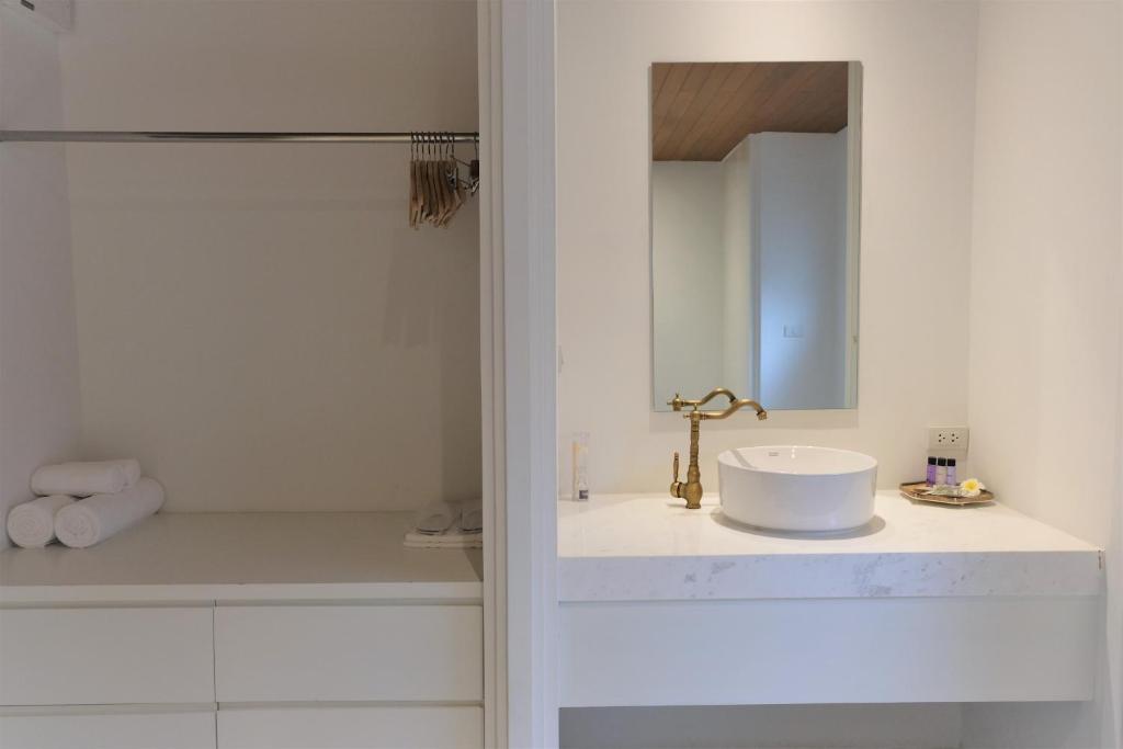 Vali Villa Bangkok - Resim 26