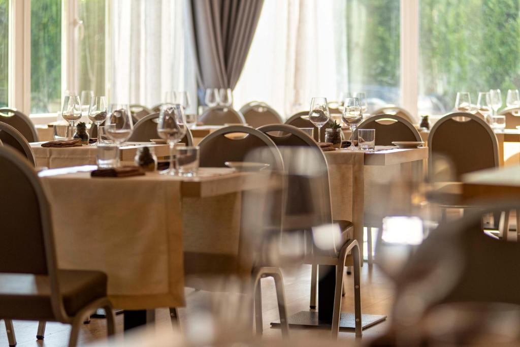 Restaurace v ubytování Simon Hotel