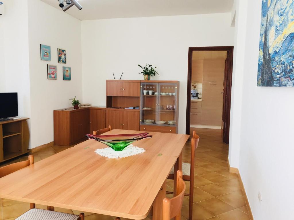TV a/nebo společenská místnost v ubytování Anthea B&B