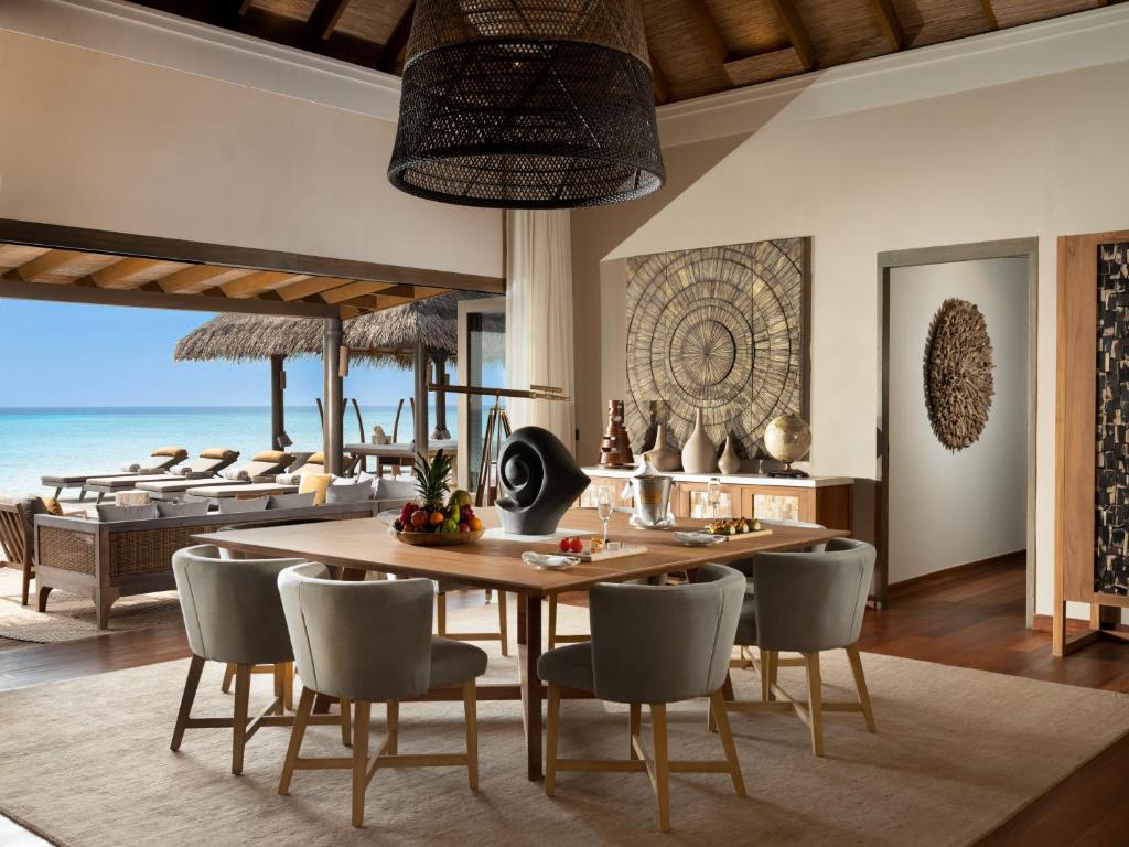 Vakkaru Maldives - Luxury Private Island Resort - View 29
