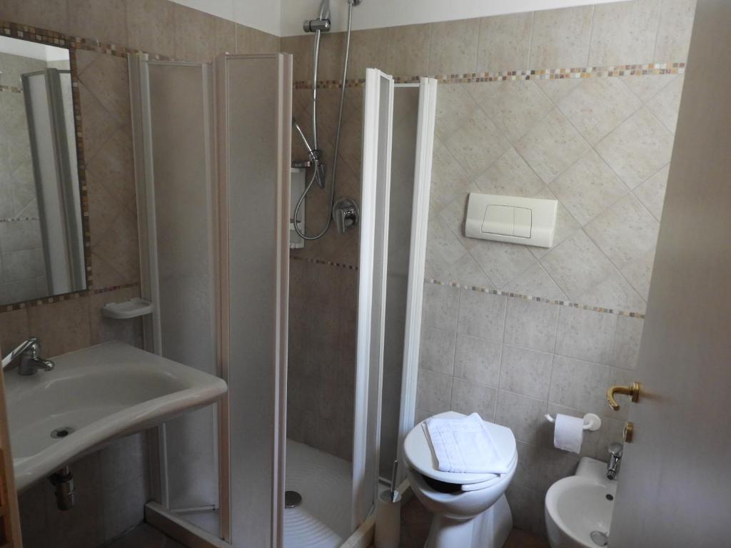 Łazienka w obiekcie Casa Hotel Civitella