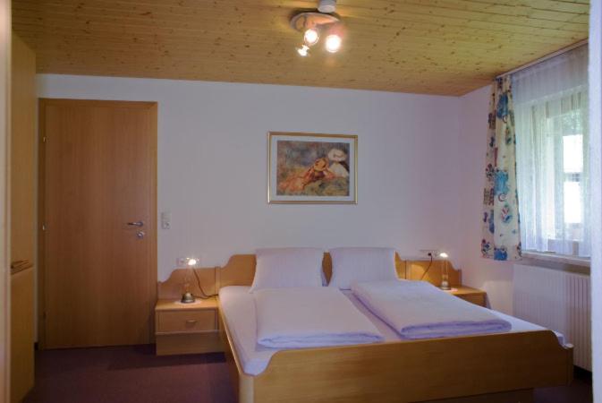 Postel nebo postele na pokoji v ubytování Haus Bials
