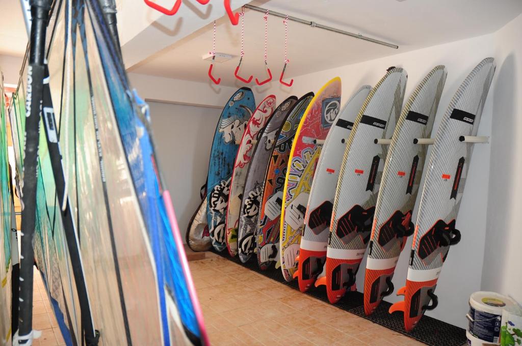 Fotografia z galérie ubytovania Windsurfing seaside apartment Artemida v destinácii Artemida