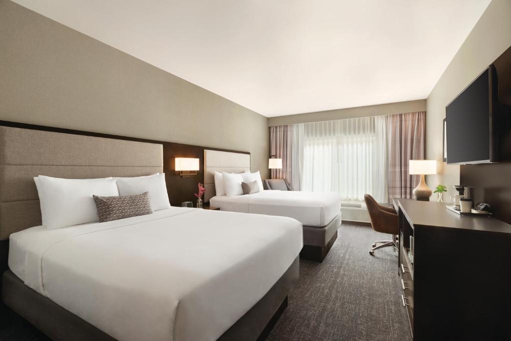 Radisson Hotel Oklahoma City Airport - Sala Matrimoniali Con Doccia Roll -in - Non Fumo