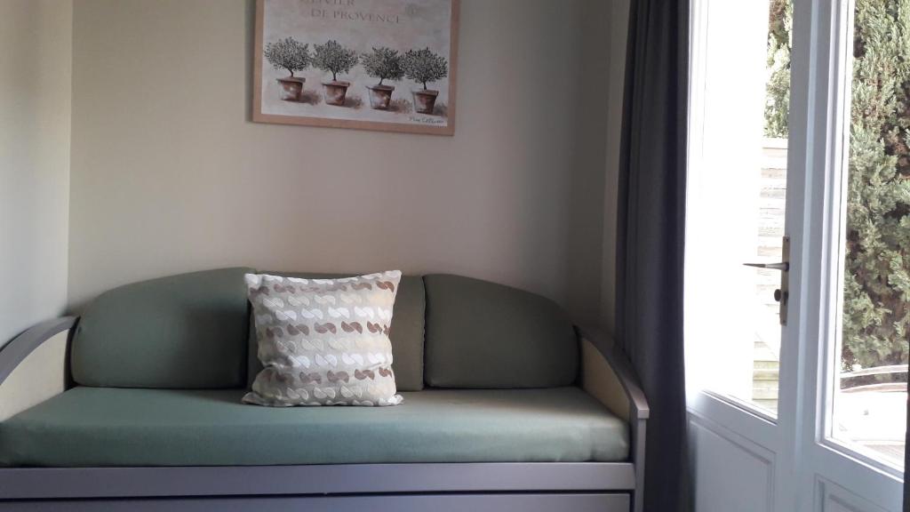 Le Mas Du Colombier - Chambre Double Avec Terrasse Sans Climatisation