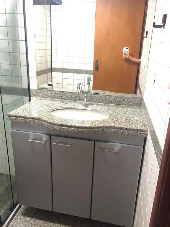  Apartamento quarto e sala próximo ao mar