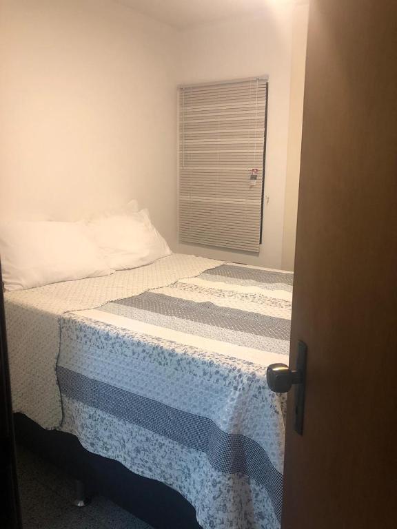  Apartamento quarto e sala próximo ao mar