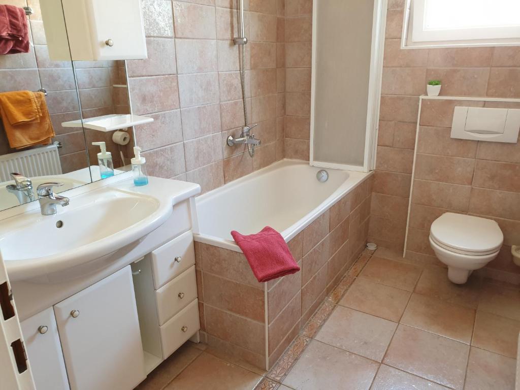 Koupelna v ubytování Apartmenthaus Fa