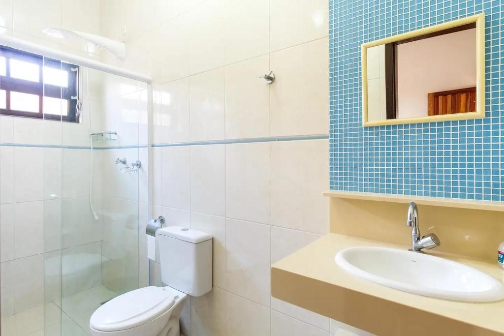  CASA LINDA E ESPAÇOSA COM AR - 50 MTS DA PRAIA