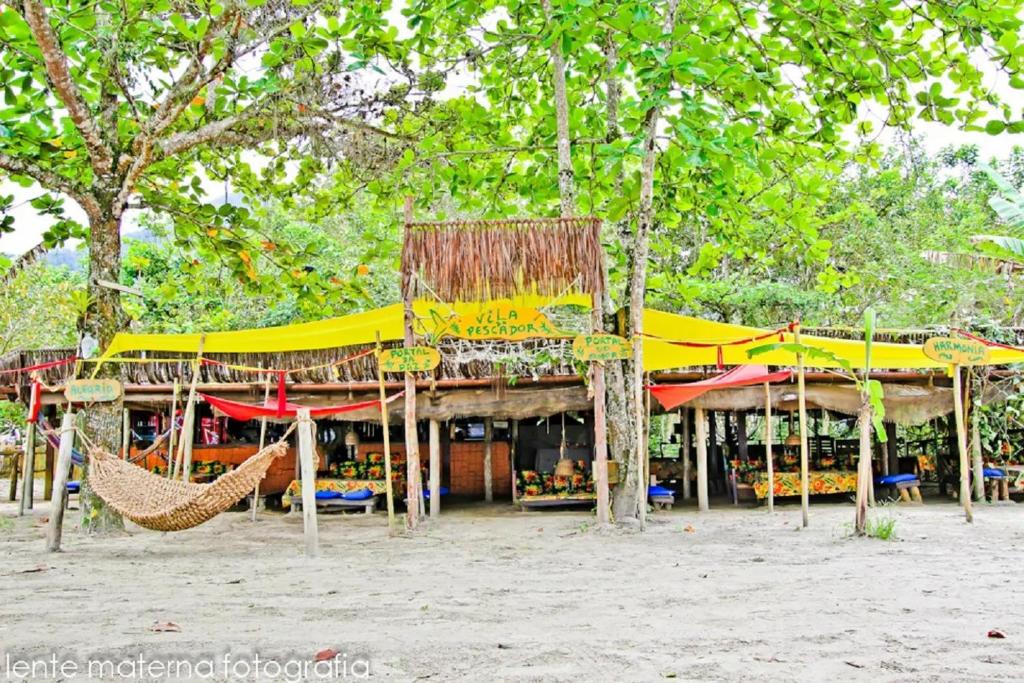  CASA LINDA E ESPAÇOSA COM AR - 50 MTS DA PRAIA