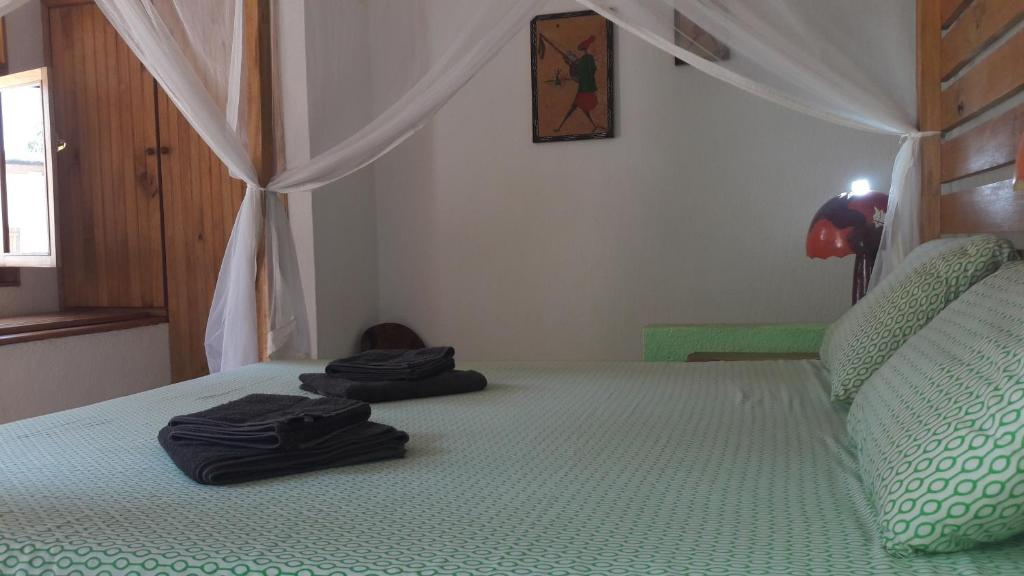 B & B Teranga Warang - Tweepersoonskamer Met Uitzicht Op Het Zwembad