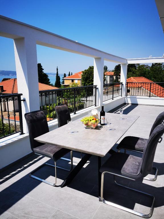 NEW Apartments 9 minutes from Split airport