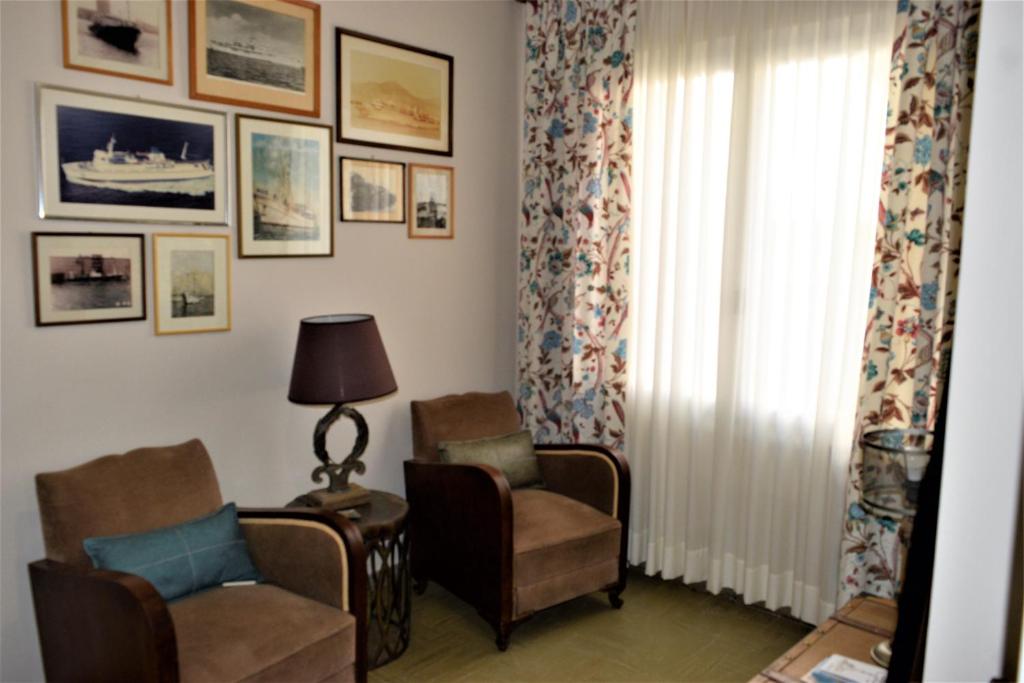 A seating area at Casa Armada