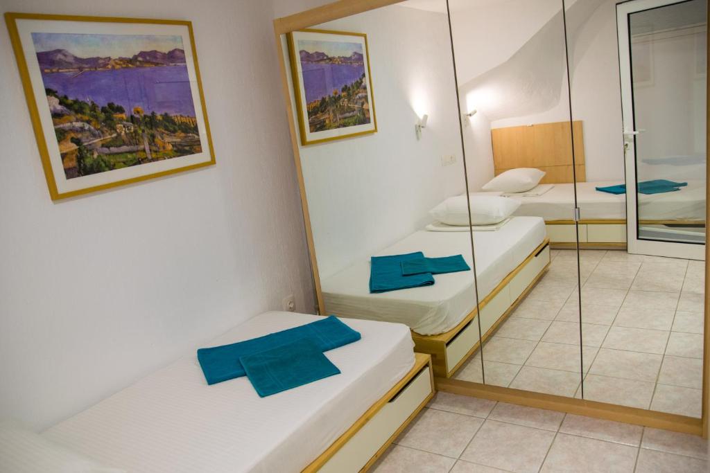 Posteľ alebo postele v izbe v ubytovaní Alexger Beach Front Deluxe house