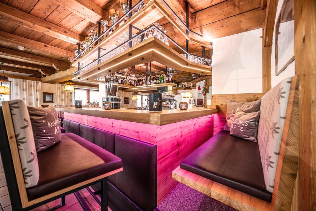 A seating area at Hotel Glockenstuhl
