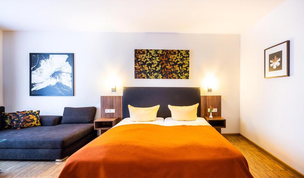 Schroeders Stadtwaldhotel - Comfort Triple Room