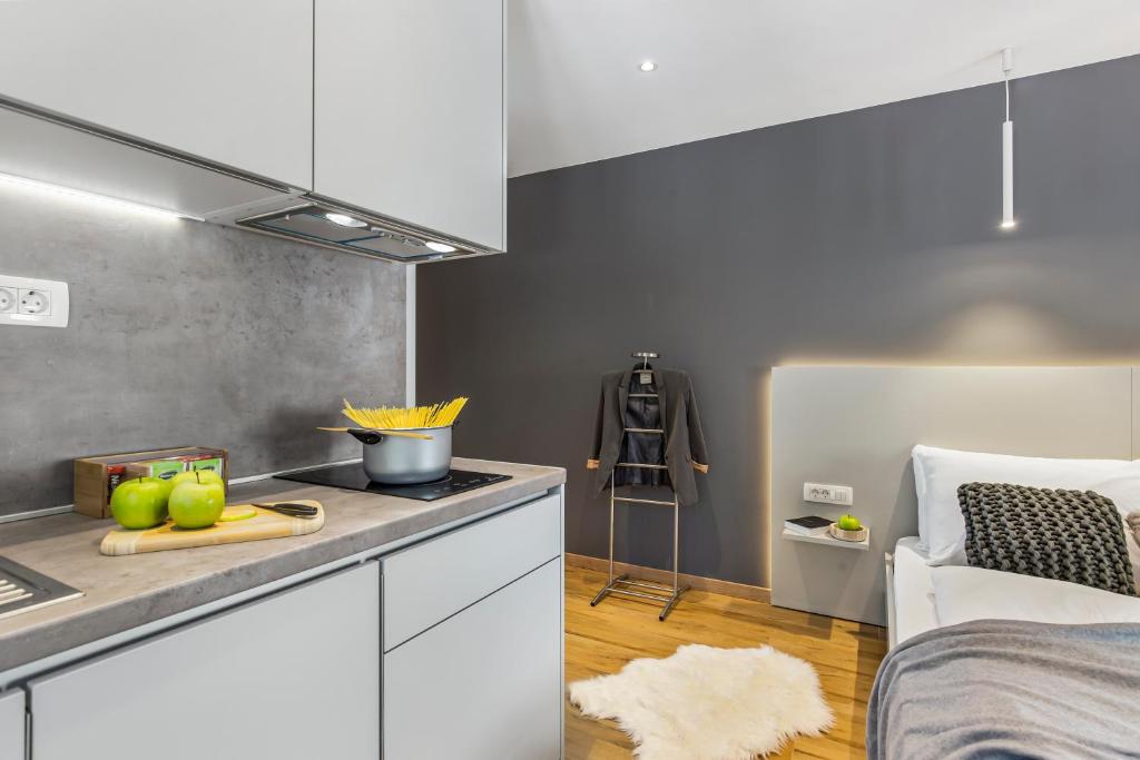 InCenter Apartments Rijeka - 4