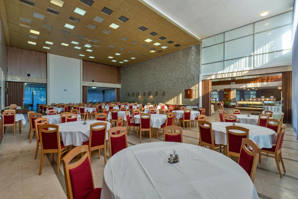 Restoran ili drugo mesto za obedovanje u objektu Hotel Alem