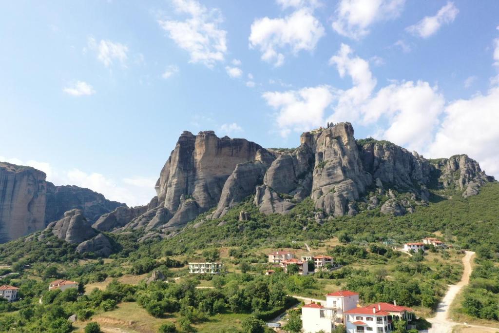 Vaso`s Garden Apartments - 12