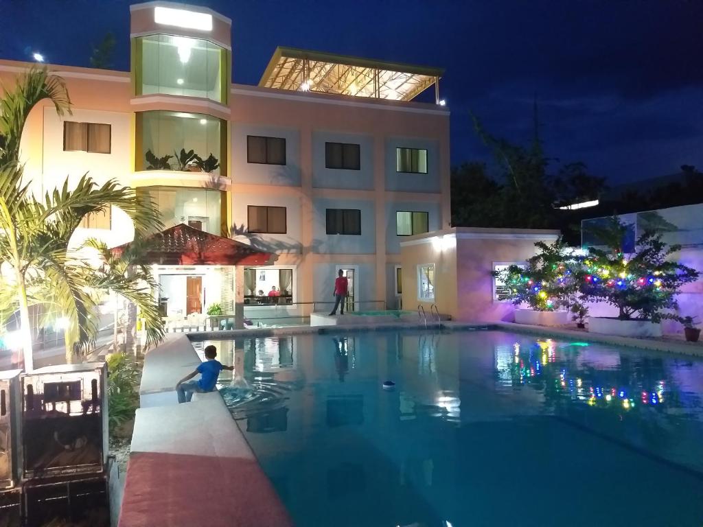 Bazén v ubytování Adams View Hotel nebo v jeho okolí