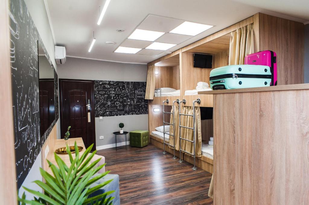 Kuchyň nebo kuchyňský kout v ubytování VALIZA HOSTEL