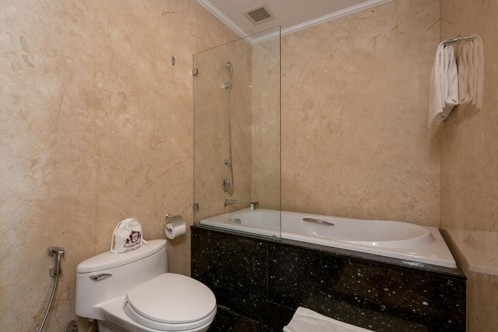 Studio Có Giường Cỡ King Nhìn Ra Thành Phố