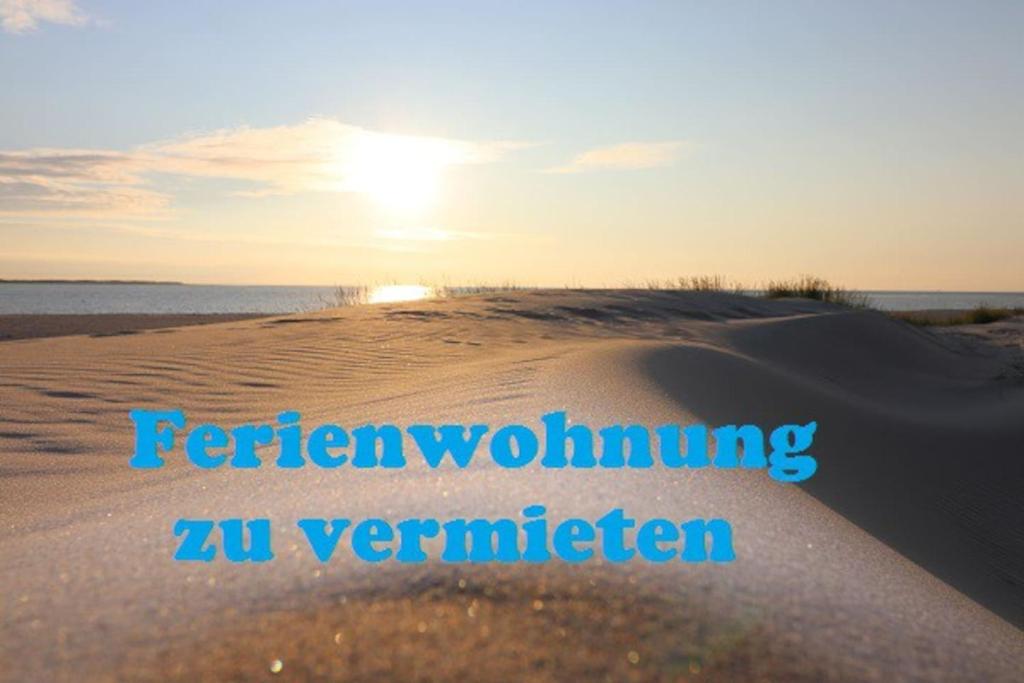 Ferienwohnung mit eigenem Garten in Schortens - Housity