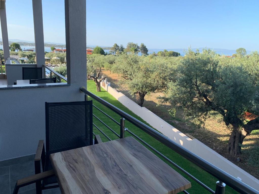 Castella Apartments - 10