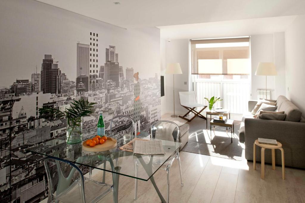 Posezení v ubytování Eric Vökel Boutique Apartments - Atocha Suites