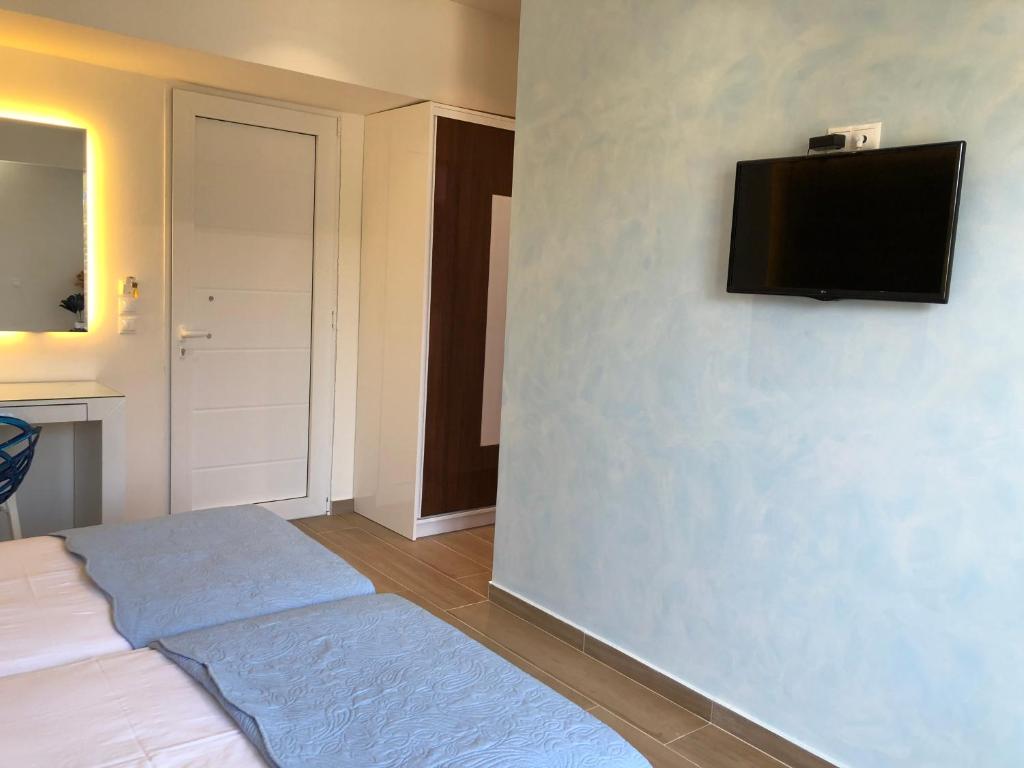 Elpida Beach Studios - 17