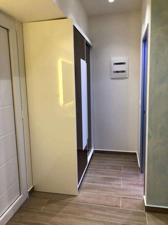 Elpida Beach Studios - 16