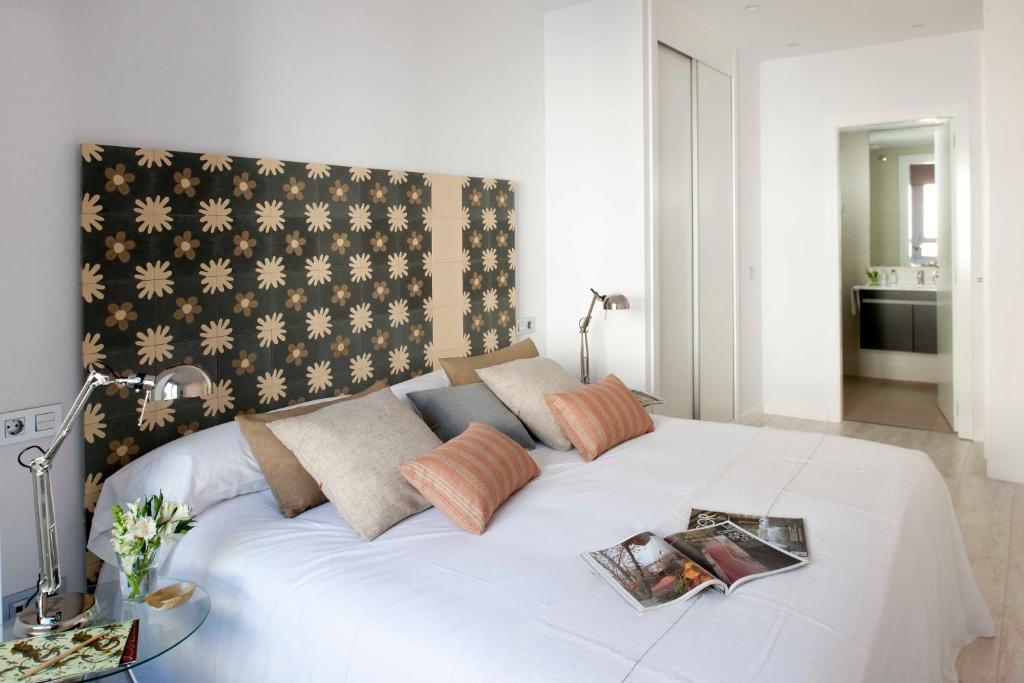 Postel nebo postele na pokoji v ubytování Eric Vökel Boutique Apartments - Atocha Suites