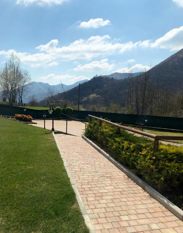 Nespecifikovaný výhled na hory nebo výhled na hory při pohledu z bed and breakfast