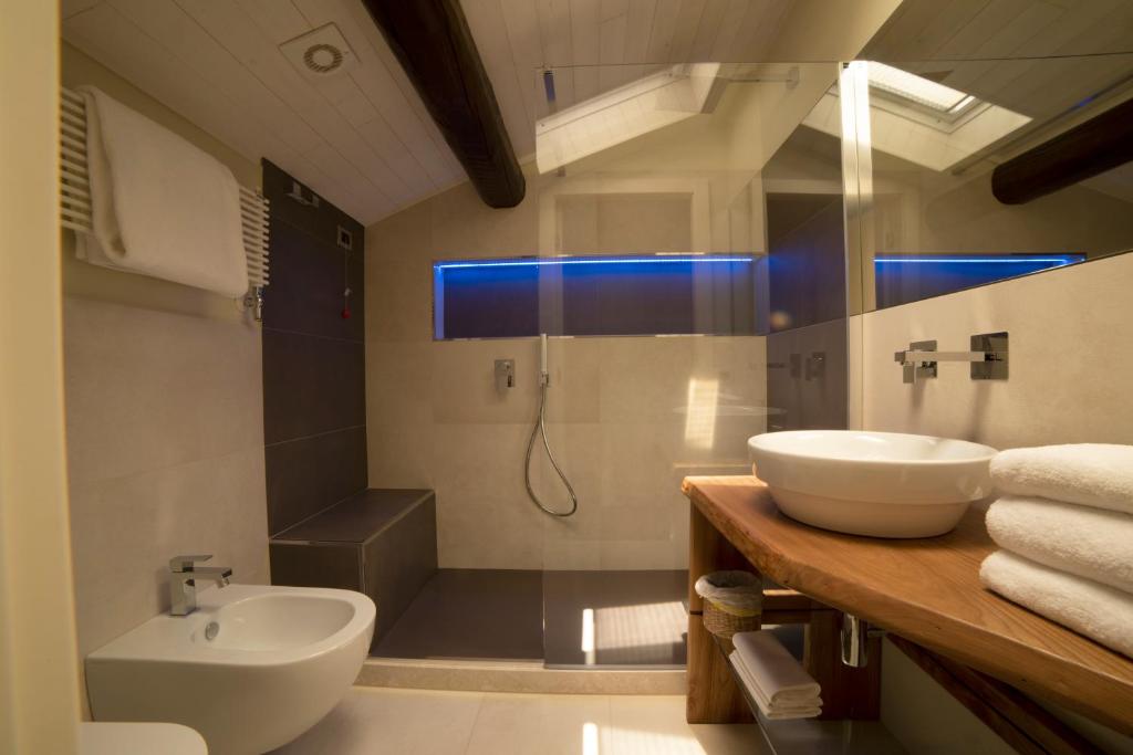 Łazienka w obiekcie Cascina36 B&B