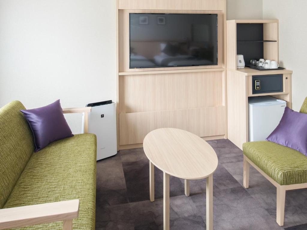 Kuchyň nebo kuchyňský kout v ubytování Nara Royal Hotel