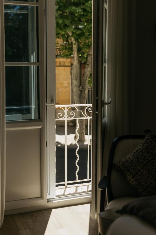 Hôtel Boutique Cézanne centre Aix-en-Provence - Resim 44