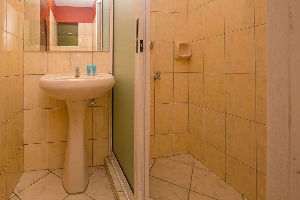 Koupelna v ubytování Plus254 Hotel