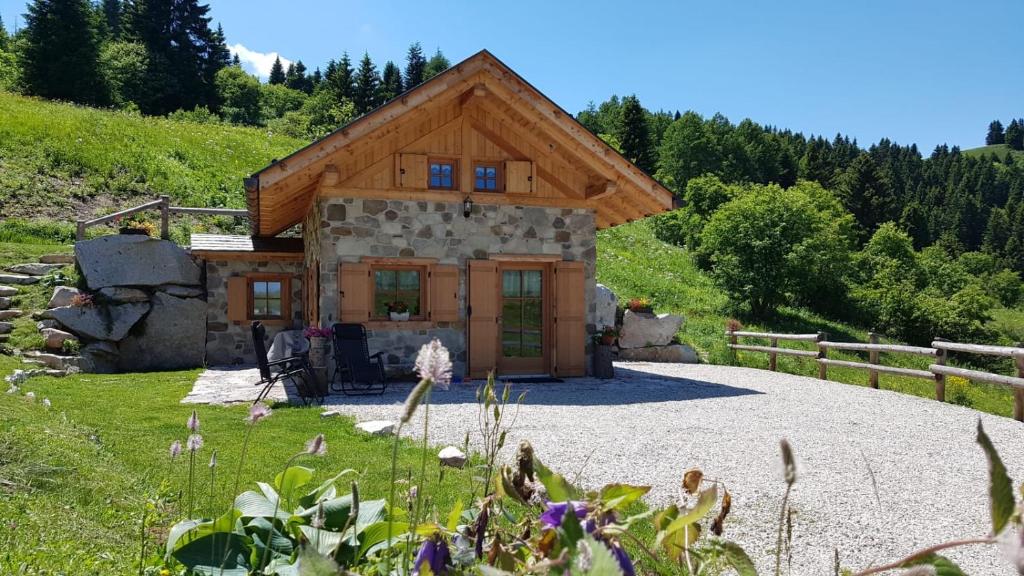 トゥエンノにあるChalet al Montの山中家