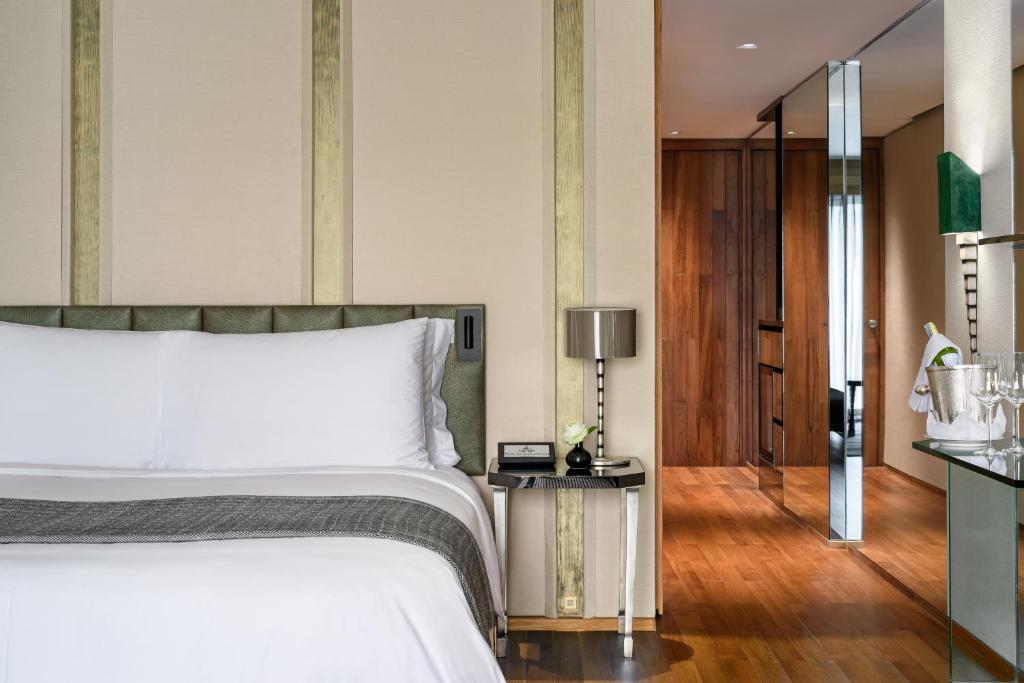 The Sukhothai Bangkok - 17