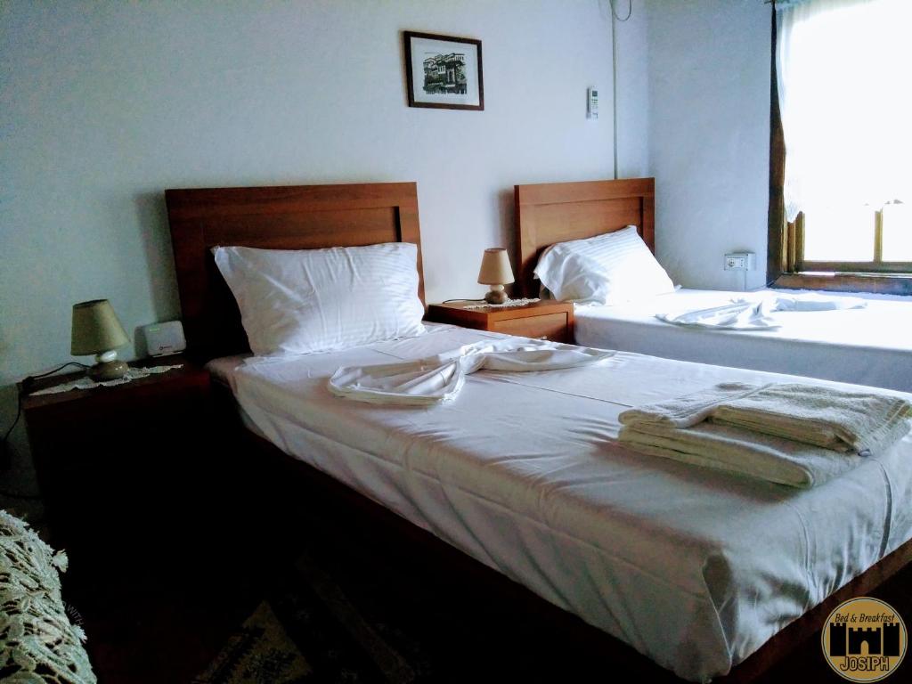 Postel nebo postele na pokoji v ubytování Bed & Breakfast JOSIPH