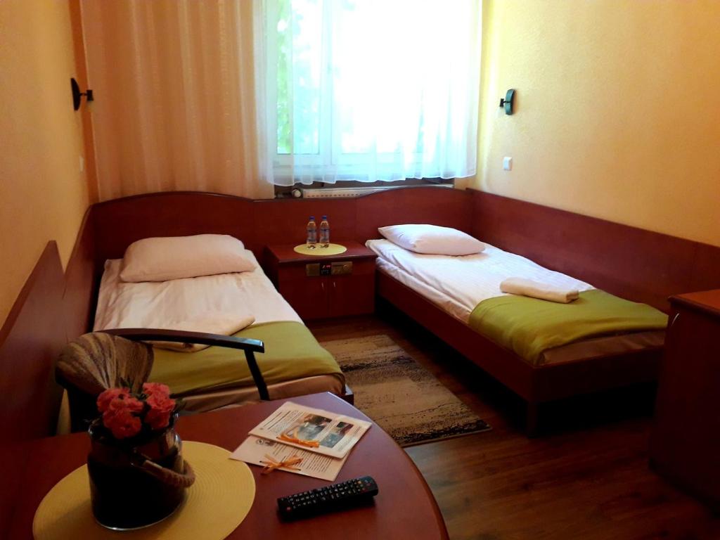 Leśny Ośrodek Szkoleniowy w Puszczykowie - Standard Double Room