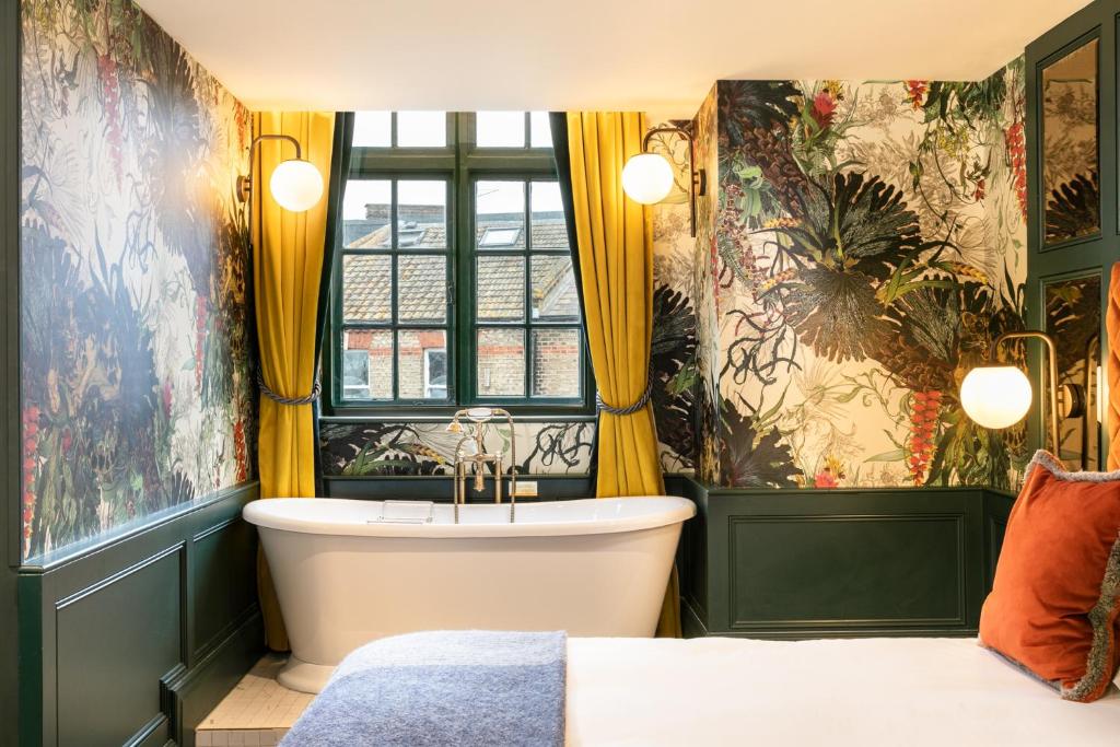 The Bedford Balham - Live Music Venue - Resim 10