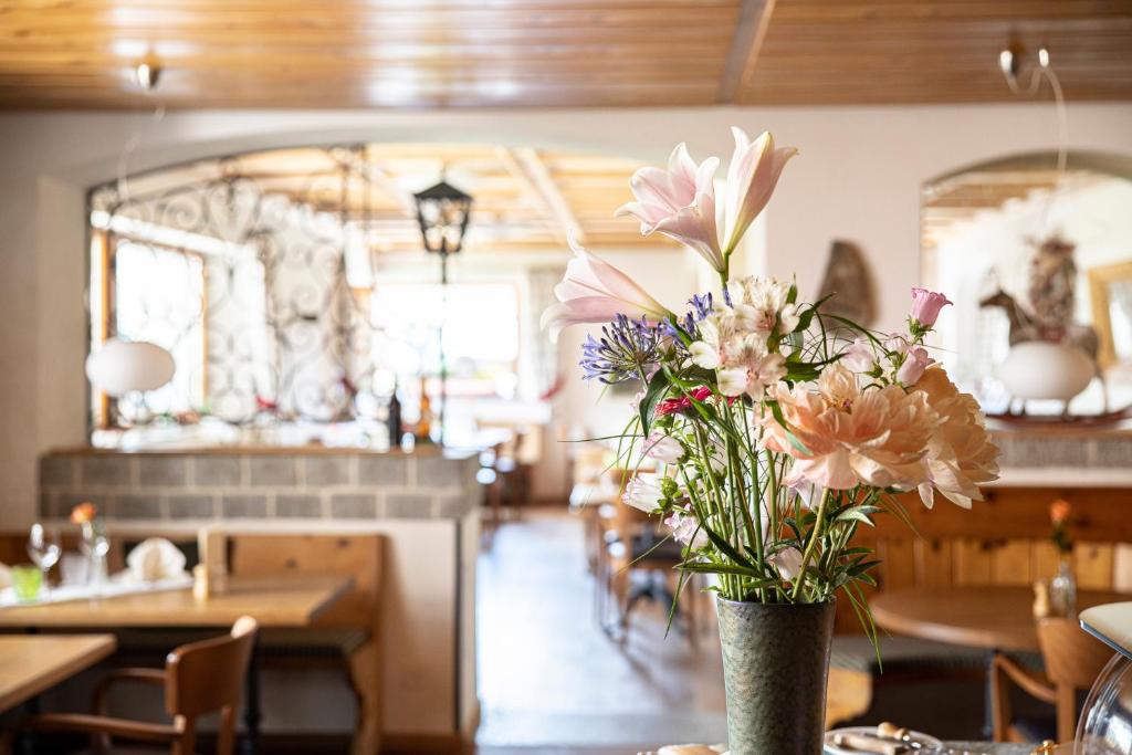 Restaurace v ubytování Hotel Chesa Randolina