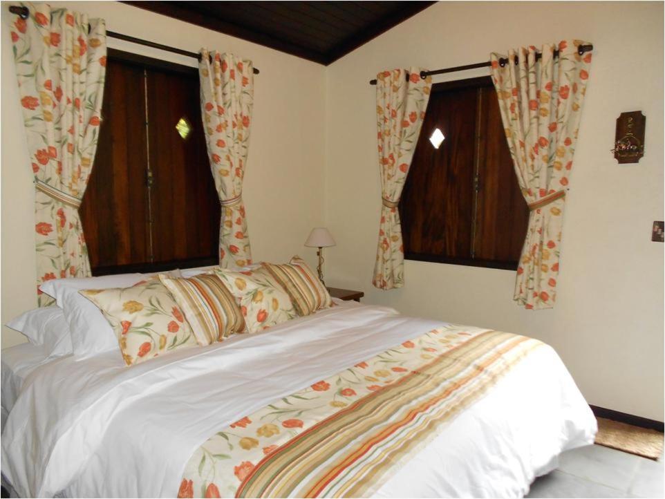  Country Ville Hotel