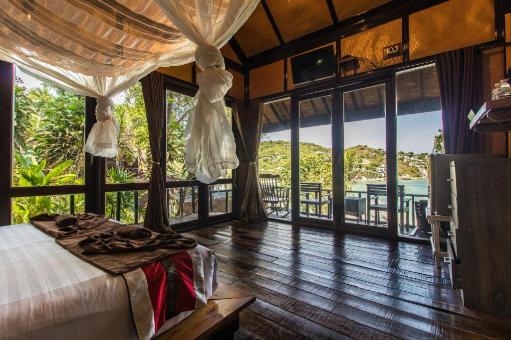 Balkón nebo terasa v ubytování Taatoh Seaview Resort - SHA Plus