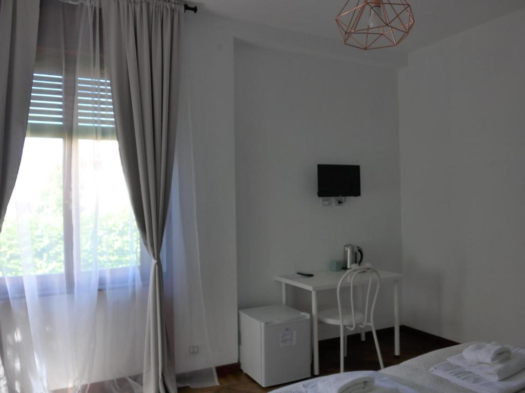 La Tana Rooms - Amplia De Doble O Gemela