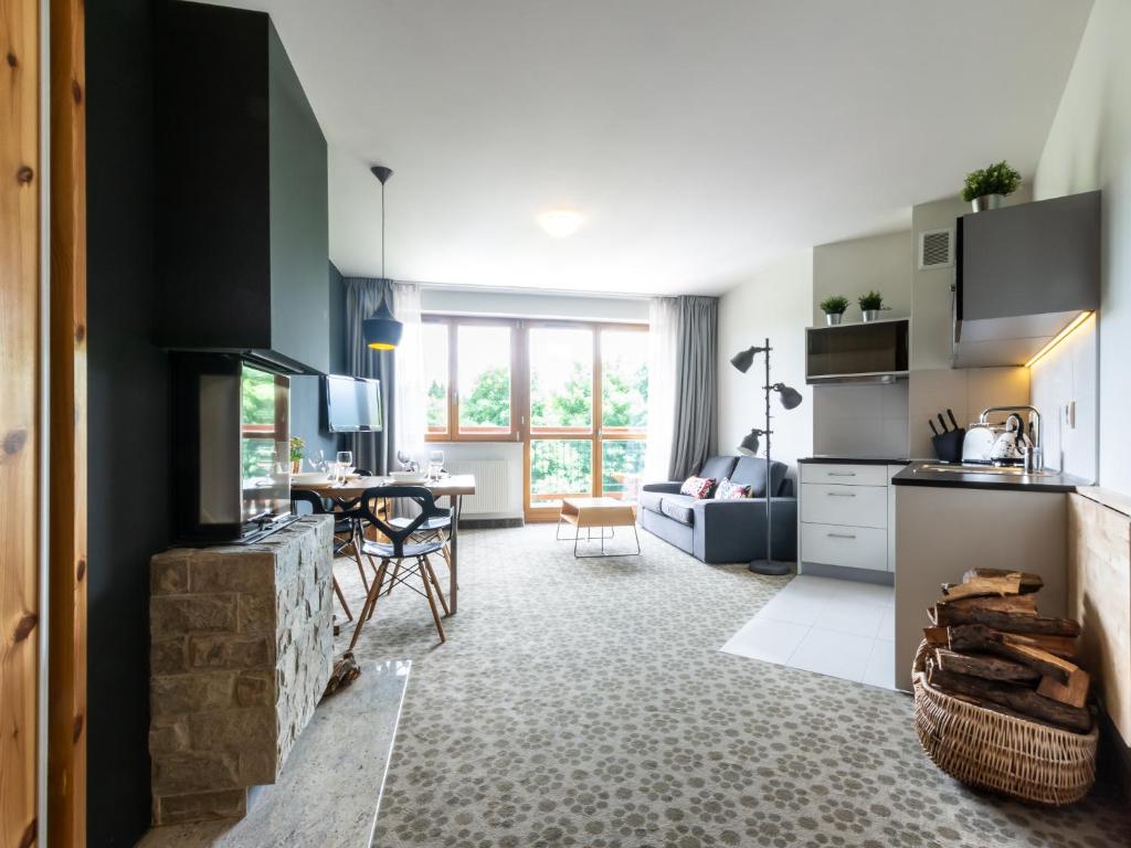 Kuchyňa alebo kuchynka v ubytovaní VacationClub – Cristal Resort Apartament 414