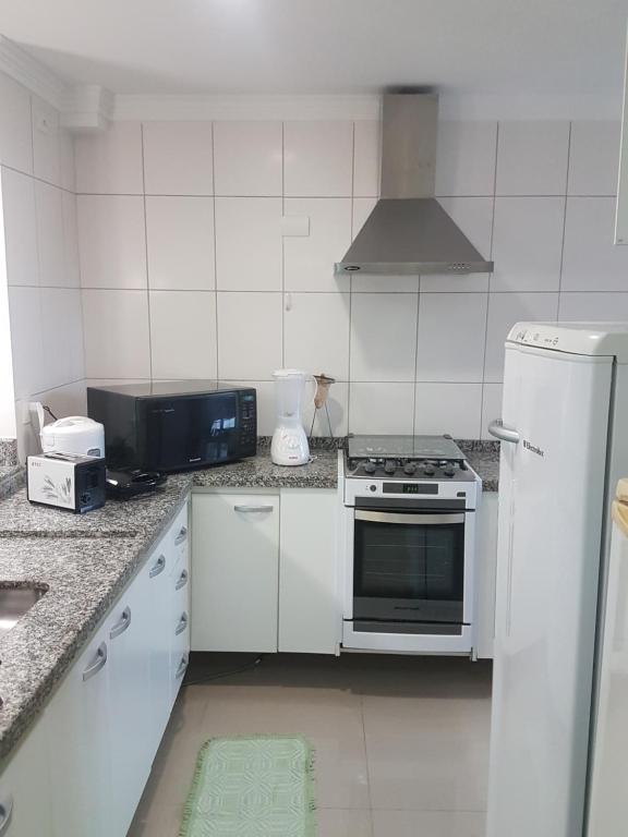  Ap pé na areia frente praia Costa do sol