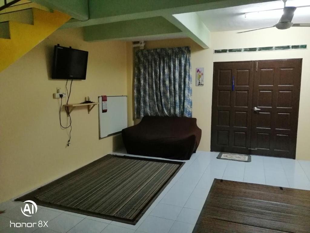 Μια τηλεόραση ή/και κέντρο ψυχαγωγίας στο BB HOMESTAY